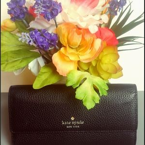 Kate Spade NY Southport Ave Sandra Trifold Wallet